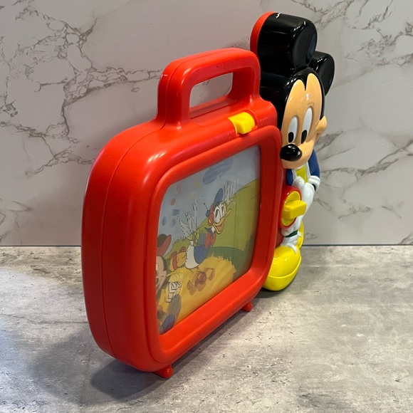 Disney's MICKEY MOUSE Vintage Musical TV - Hand Wind Up MUSIC BOX Toy Goofy - Picture 6 of 16